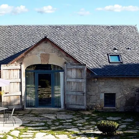 בית נופש De Caractere La Grange *